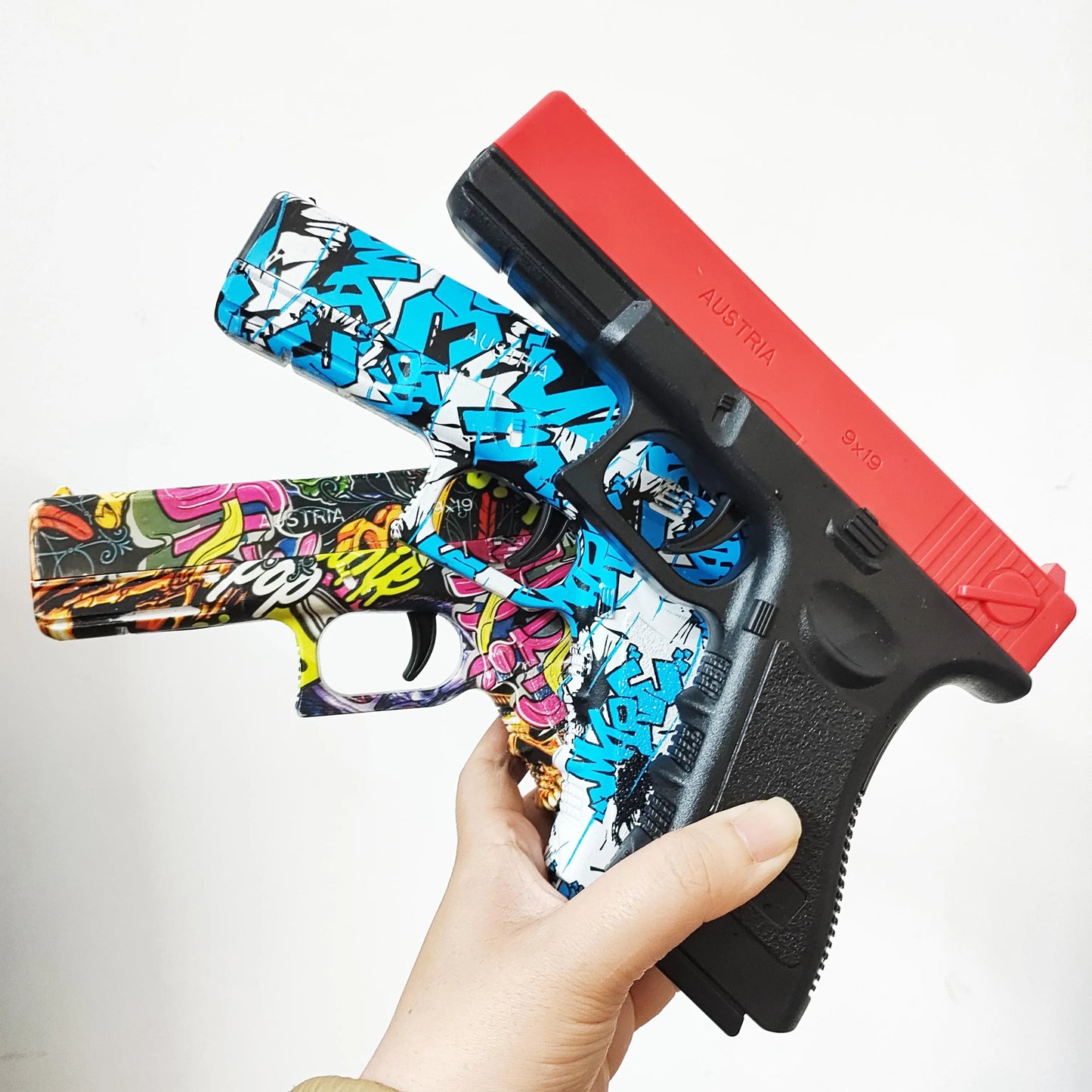 2025 Manual G17 Toy Gun With Laser Water Ball Bullet Airsoft Pistol Outdoor Sports CS Game Weapon for Children Gift